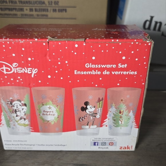 Disney Mickey Minnie CHRISTMAS Glasswear 2pk 16oz Nwt - Picture 3 of 4